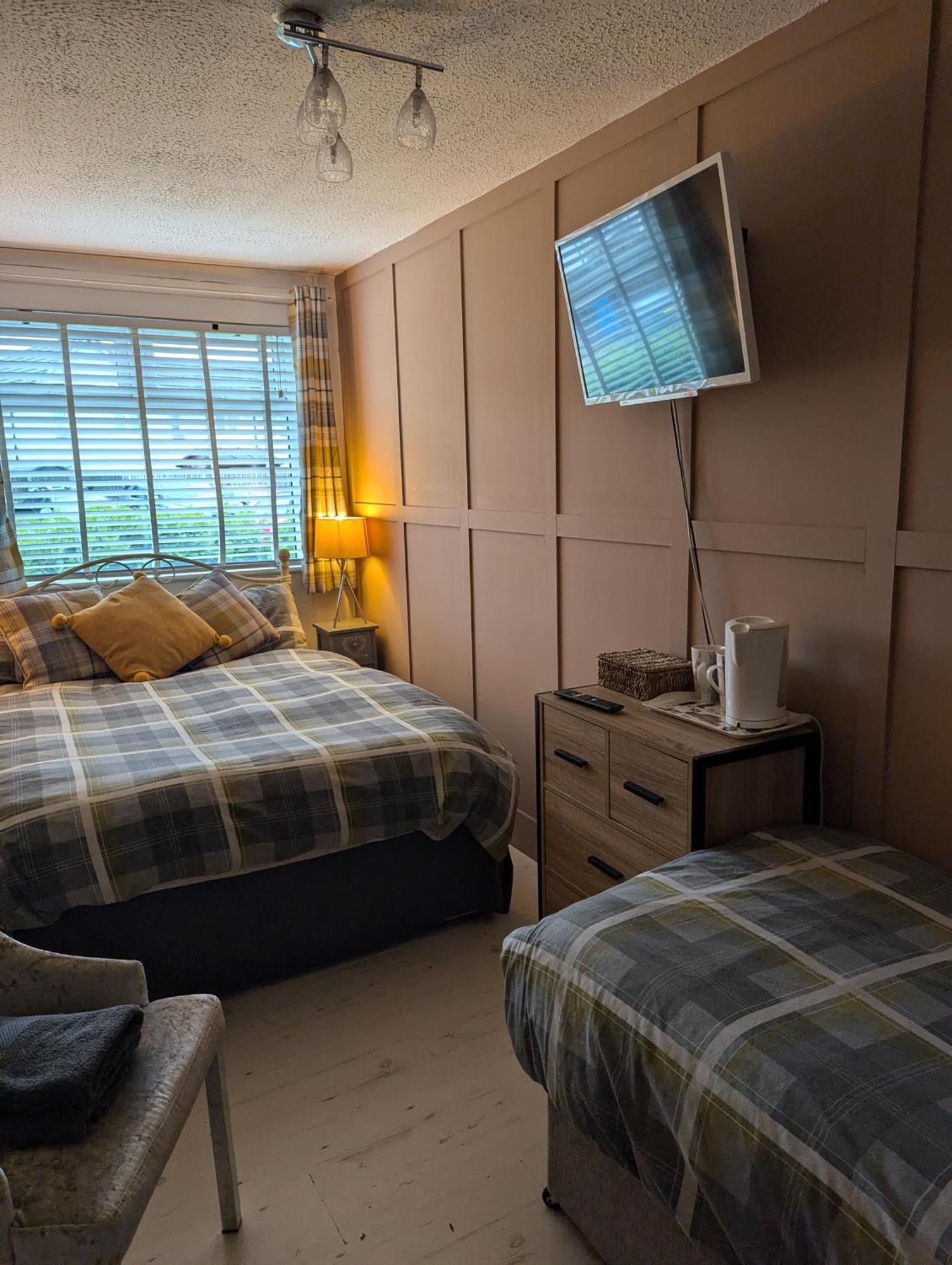 Rooms At Tarrareoch Bathgate Quarto foto